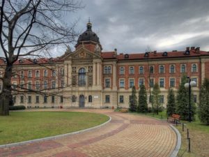376883-krakow-ekonomi-universitesi-3